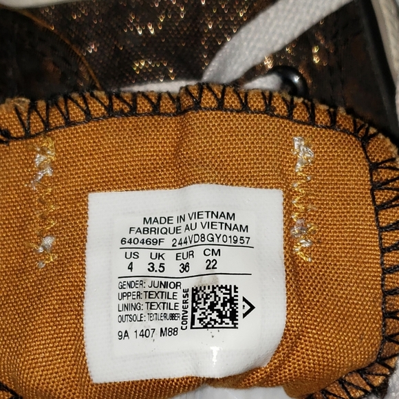 Bronze shiny Converse All Stars size 5.5 - Picture 5 of 6